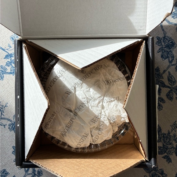 Waterford Best Wishes Seahorse Wine Bottle Coaster - Picture 4 of 7